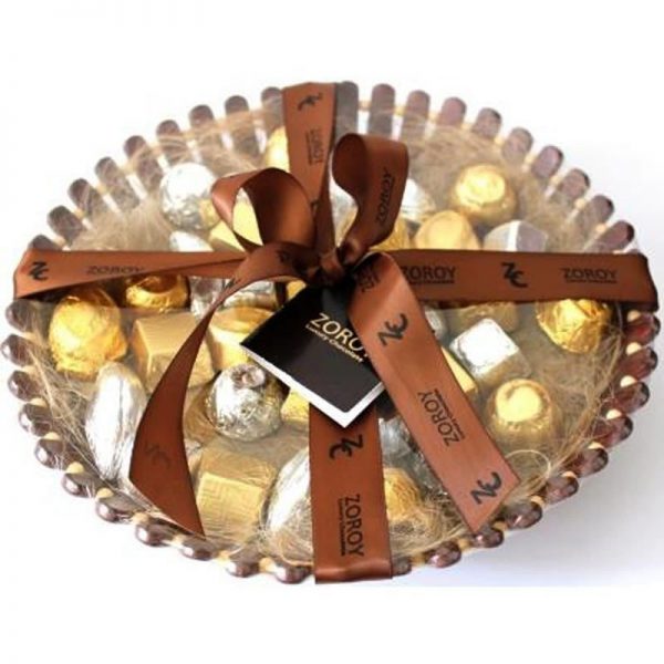 Zoroy Chic Basket With 35 Assorted Chocolates 400 Gms Gourmet